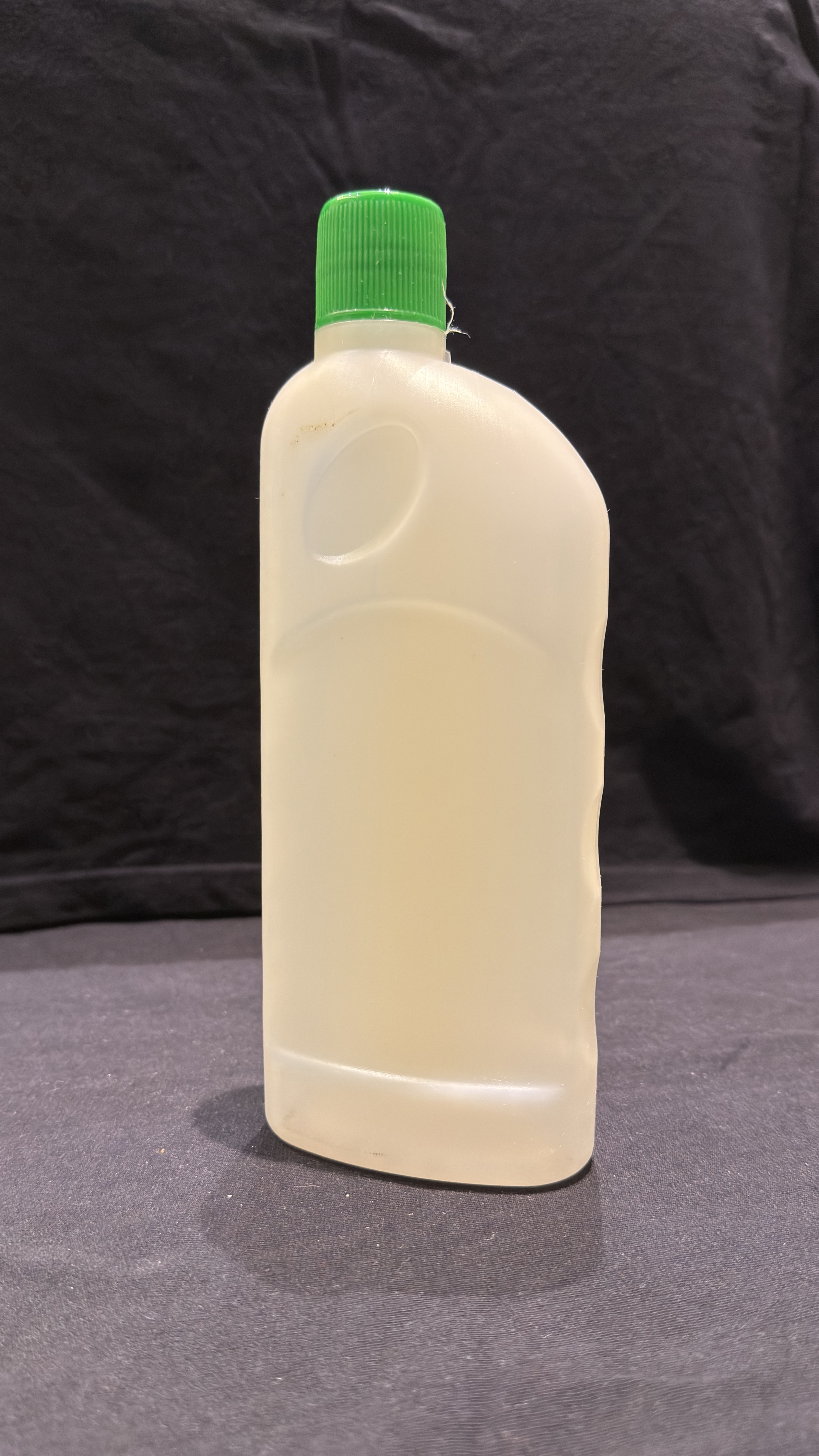N. Floor Cleaner Can